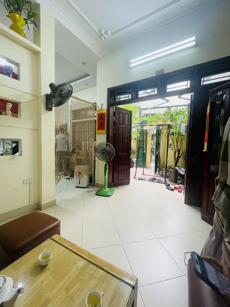 Bán nhà Giáp Bát - diện tích 60m2 4 tầng - LÔ GÓC MẶT NGÕ - giá 11,6 tỷ