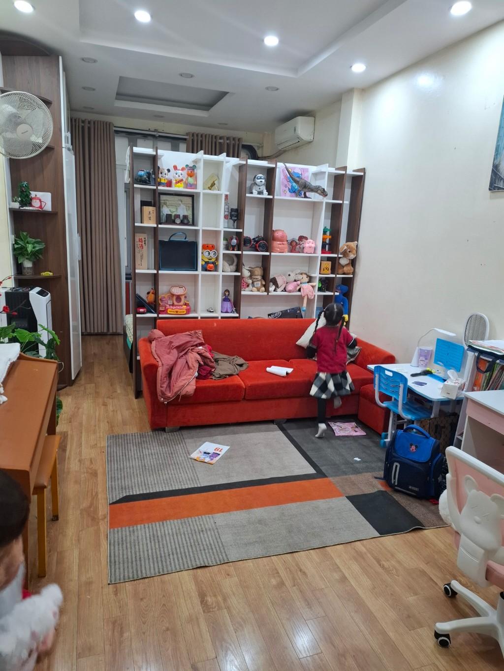 Bán nhà Triều Khúc - diện tích 103m2 4 tầng - LÔ GÓC, MẶT PHỐ - giá 46 tỷ