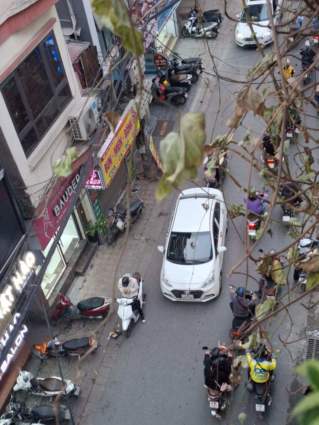 Bán nhà Triều Khúc - diện tích 103m2 4 tầng - LÔ GÓC, MẶT PHỐ - giá 46 tỷ