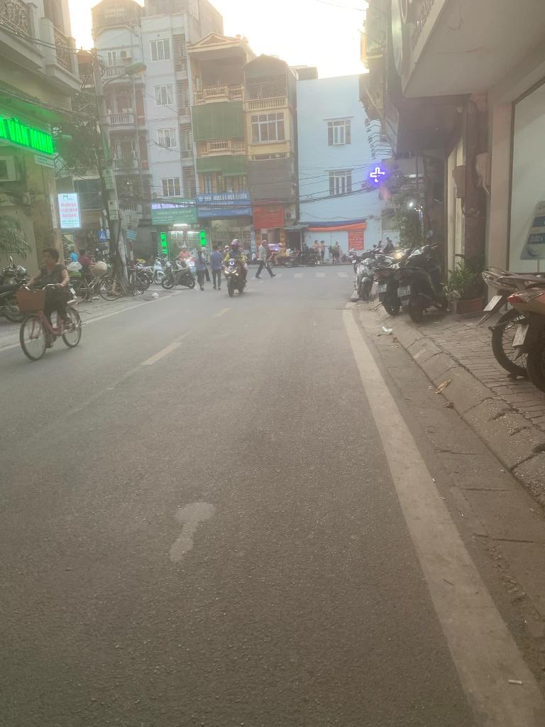 Bán nhà Nguyễn Như Đổ - diện tích 43.5m2 6 tầng - Mặt phố kinh doanh đỉnh - giá 37 tỷ