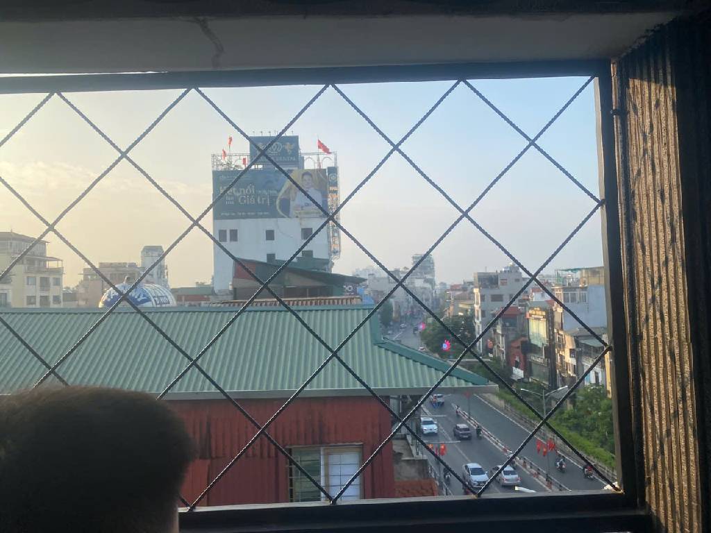 Bán nhà Nghi Tàm - diện tích 28m2 6 tầng - Ô tô tránh, vỉa hè - giá 26 tỷ