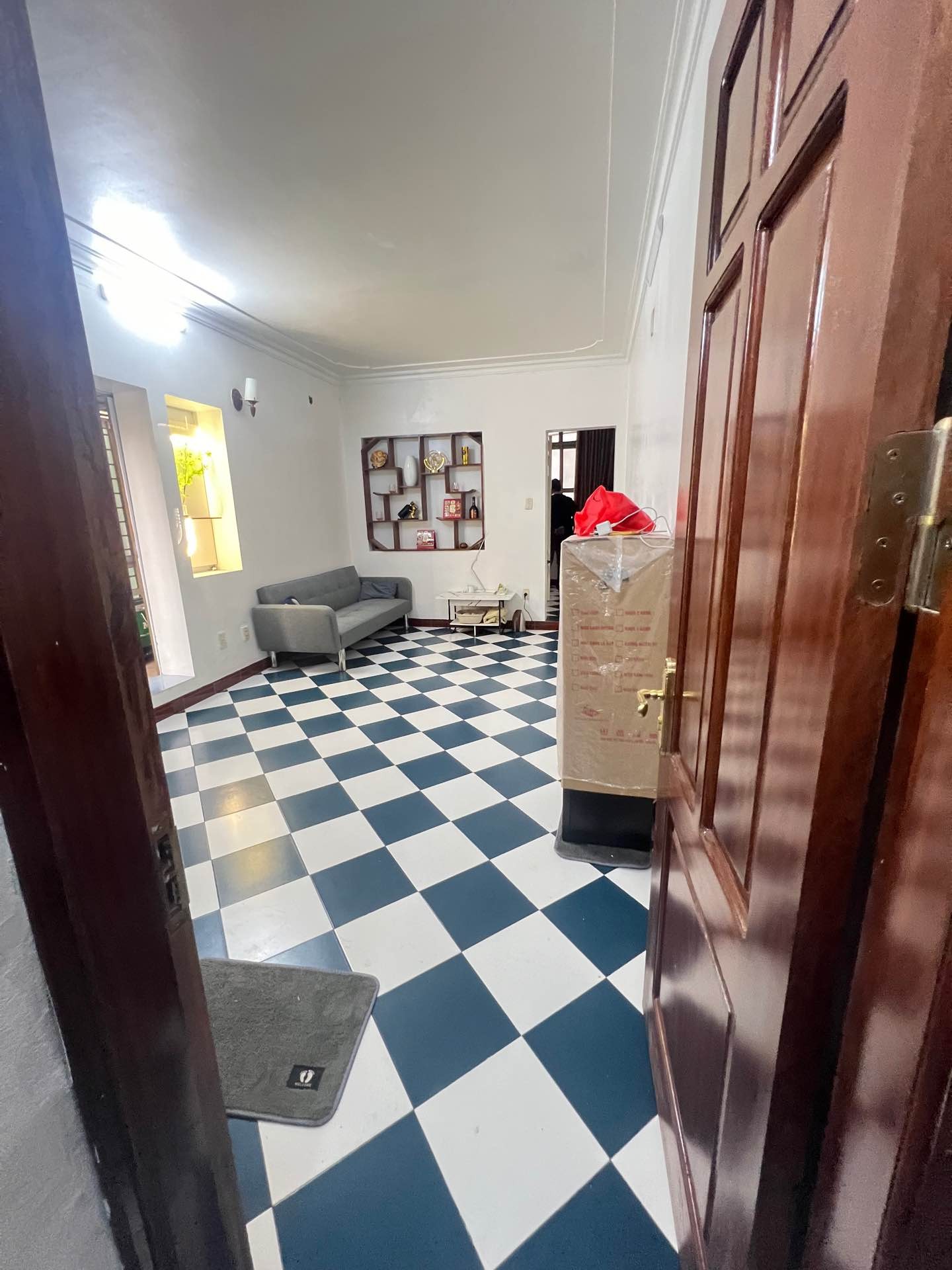 Bán nhà Minh Khai - diện tích 55m2 3 tầng - Căn góc 3 thoáng - giá 2,65 tỷ