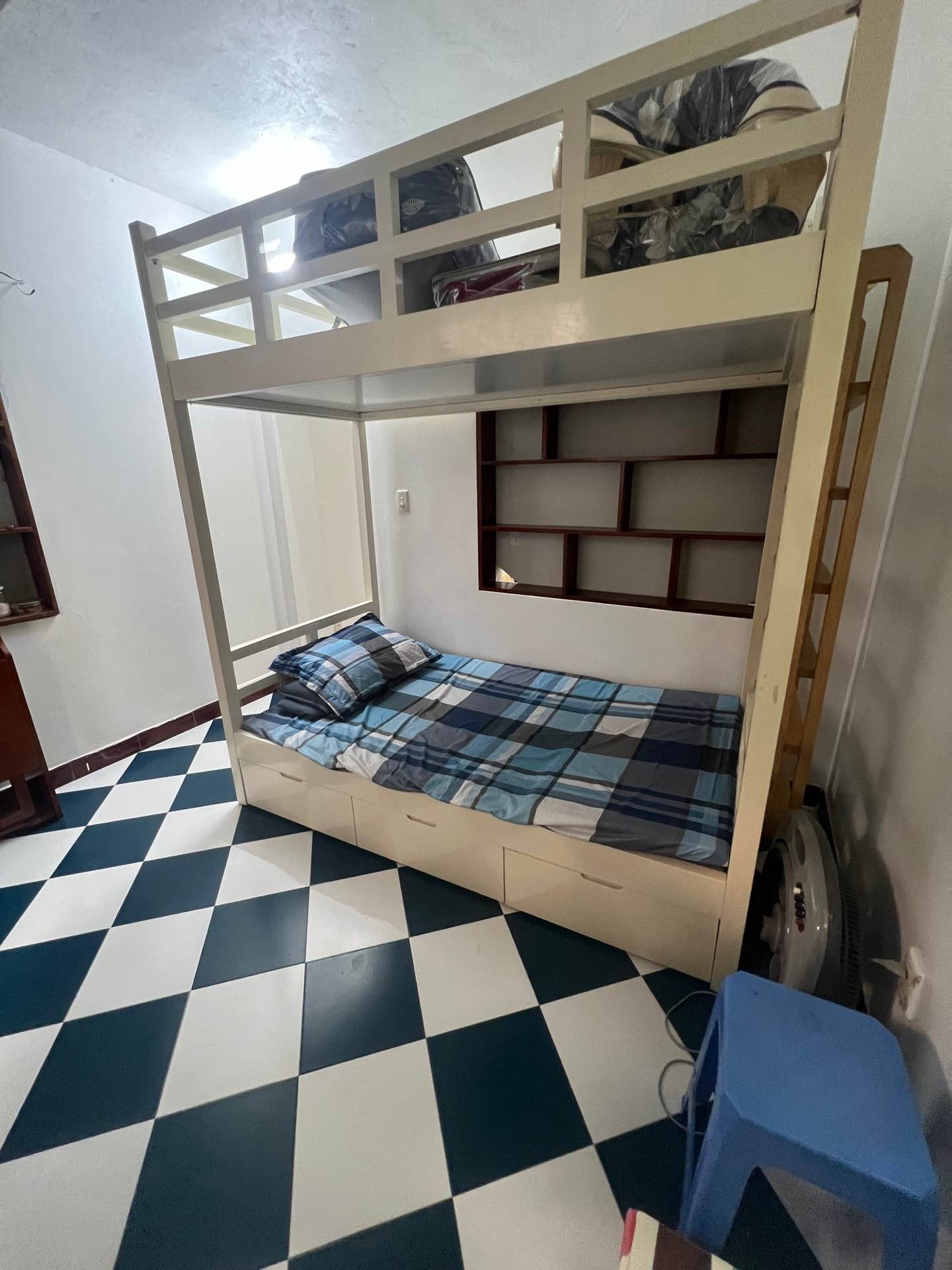 Bán nhà Minh Khai - diện tích 55m2 3 tầng - Căn góc 3 thoáng - giá 2,65 tỷ