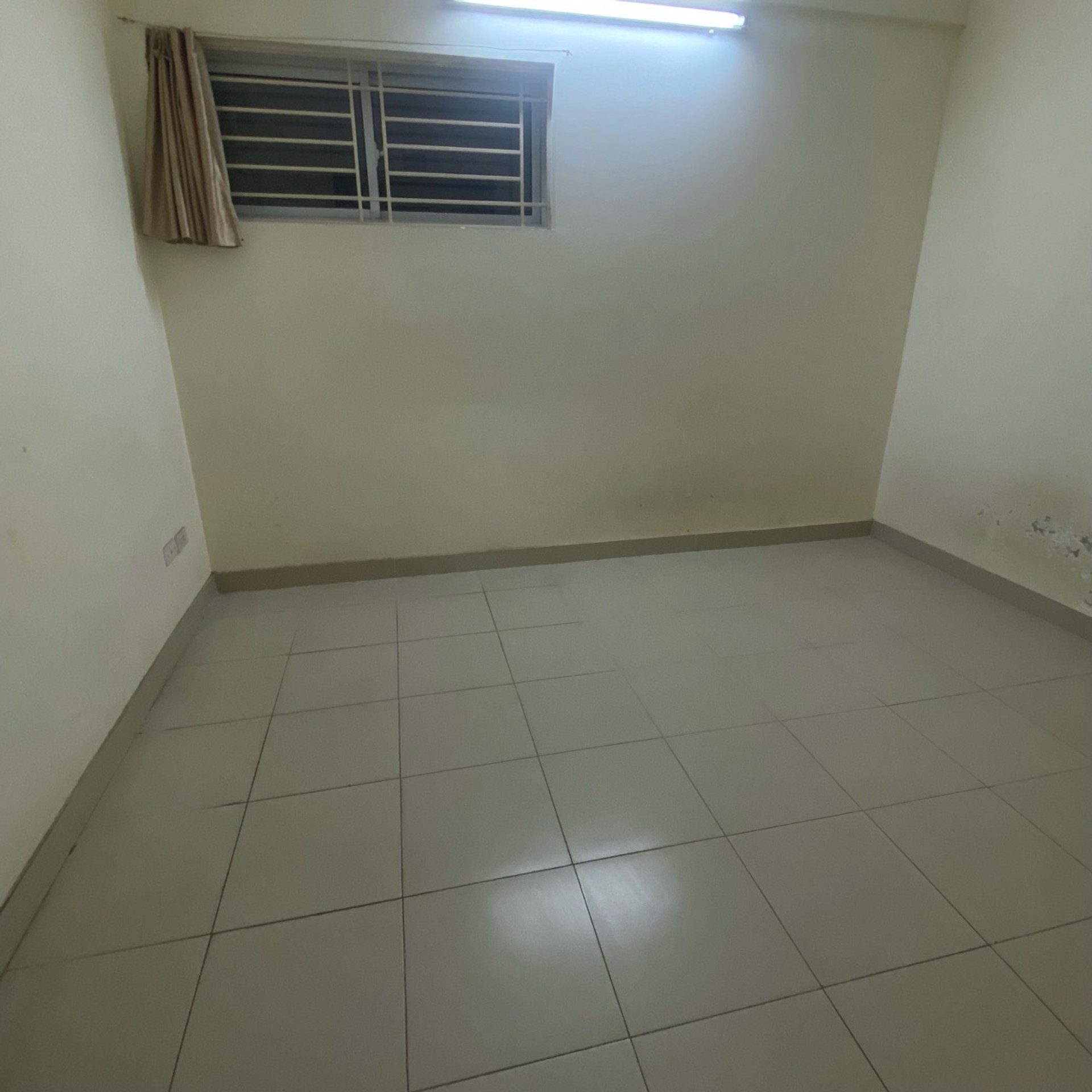 Bán nhà Hoàng Mai - diện tích 51m2 5 tầng - Căn hộ 2 ngủ - giá 4,4 tỷ