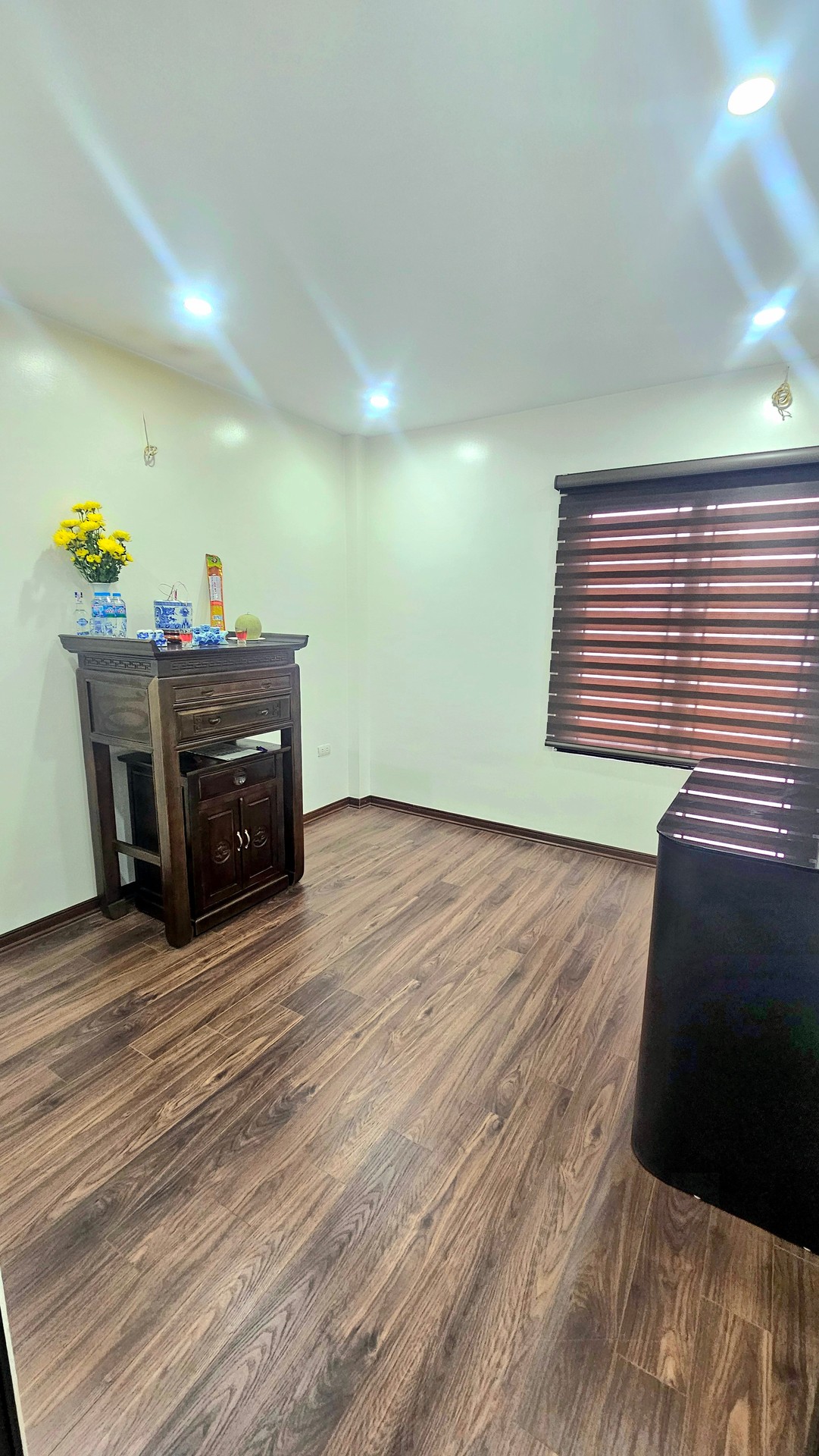 Bán nhà Nguyễn Chính - diện tích 48m2 5 tầng - Lô góc, ô tô vào nhà - giá 16,9 tỷ