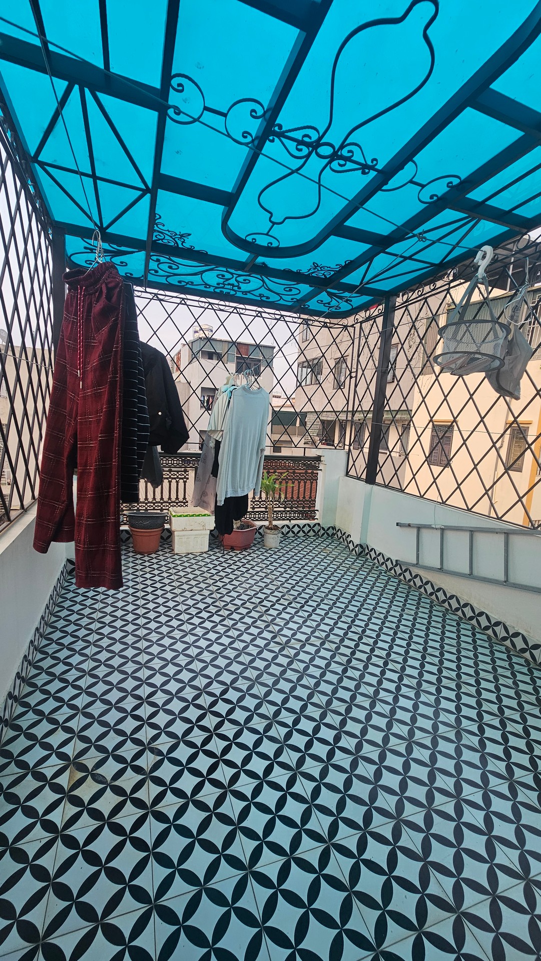 Bán nhà Nguyễn Chính - diện tích 48m2 5 tầng - Lô góc, ô tô vào nhà - giá 16,9 tỷ