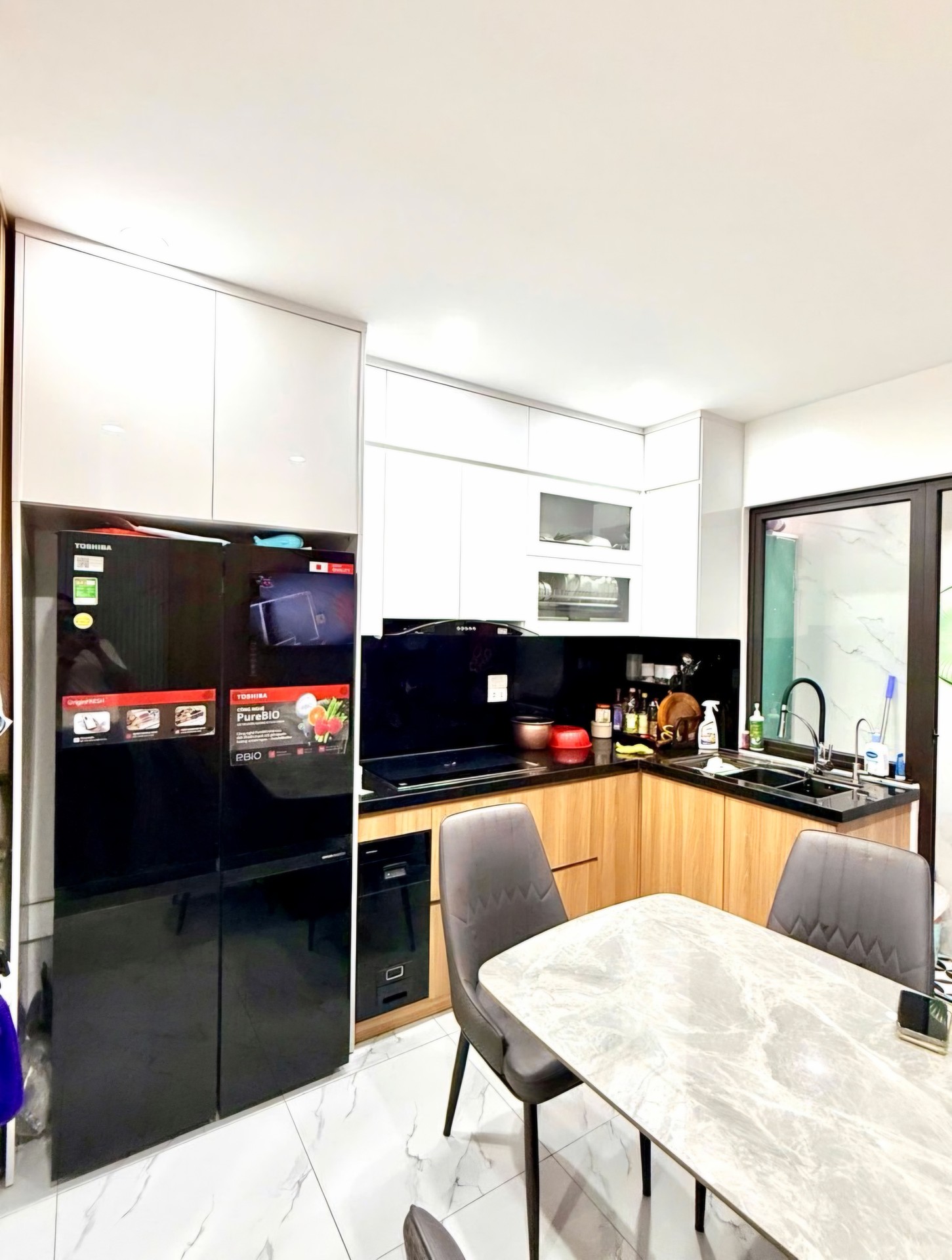 Bán nhà Nguyễn Chính - diện tích 48m2 5 tầng - Lô góc, ô tô vào nhà - giá 16,9 tỷ