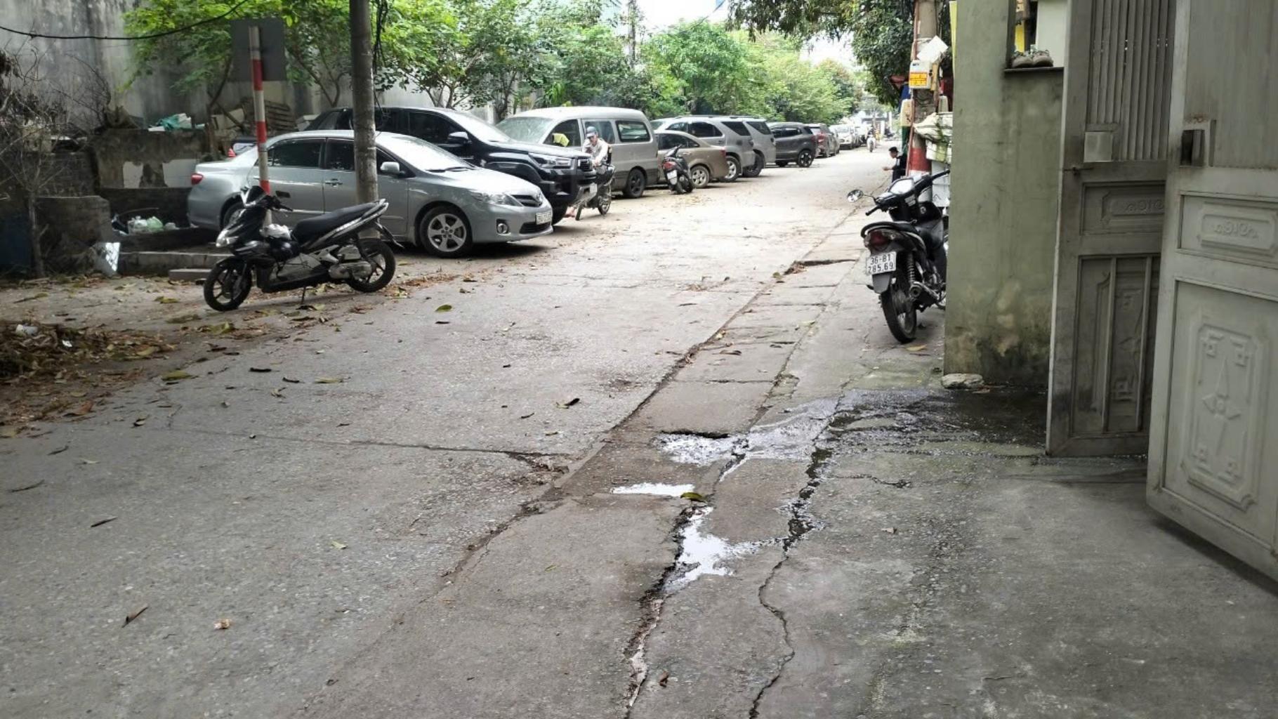 Bán nhà Kim Giang - diện tích 99m2 4 tầng - Phân lô ô tô vào nhà - giá 27 tỷ