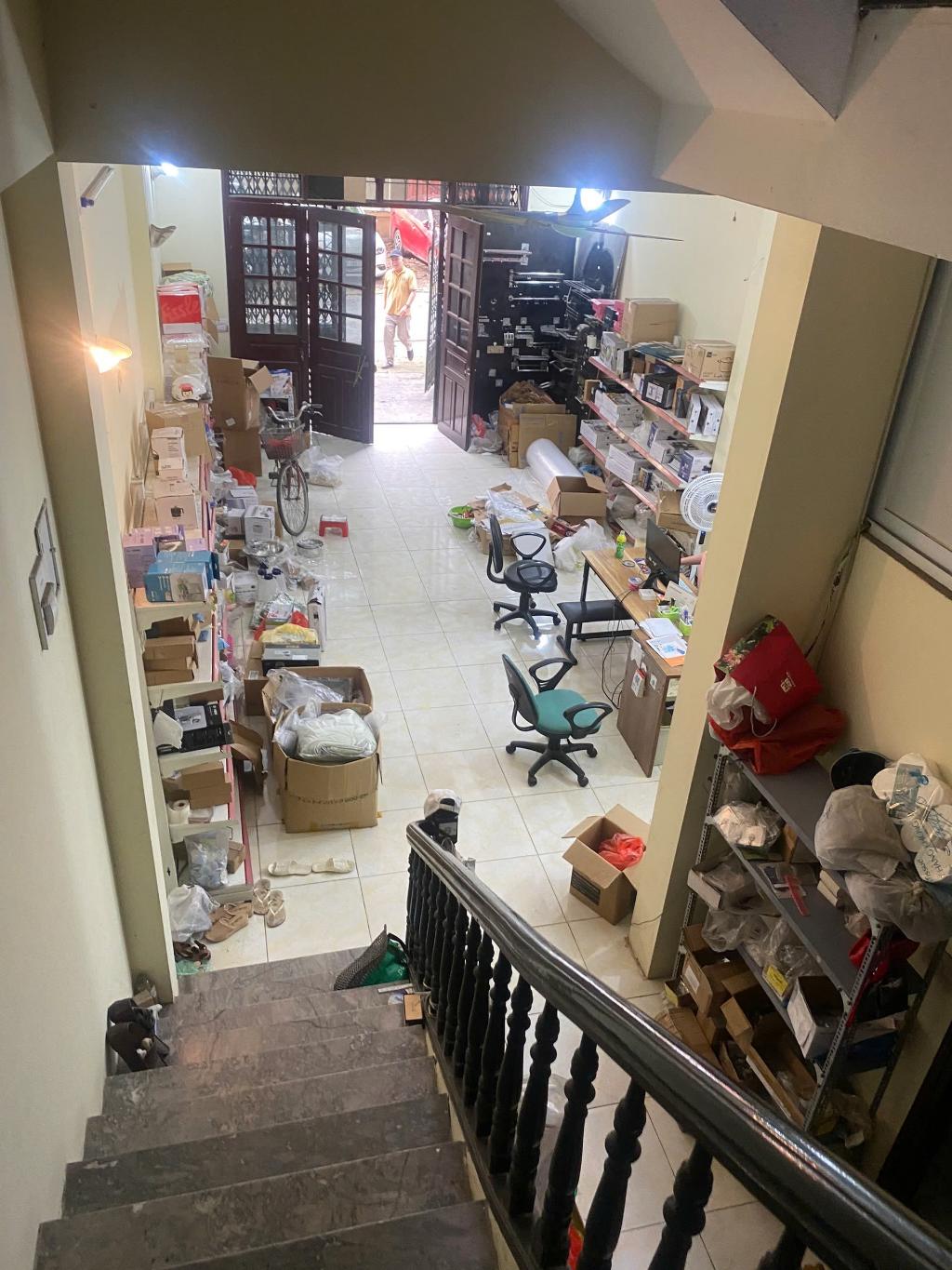 Bán nhà Kim Giang - diện tích 99m2 4 tầng - Phân lô ô tô vào nhà - giá 27 tỷ