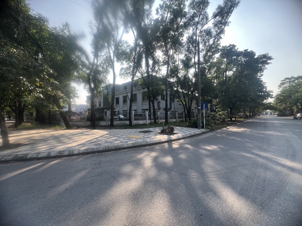 Bán nhà Ngọc Hồi - diện tích 10139m2 1 tầng - Lô góc - giá 135 tỷ