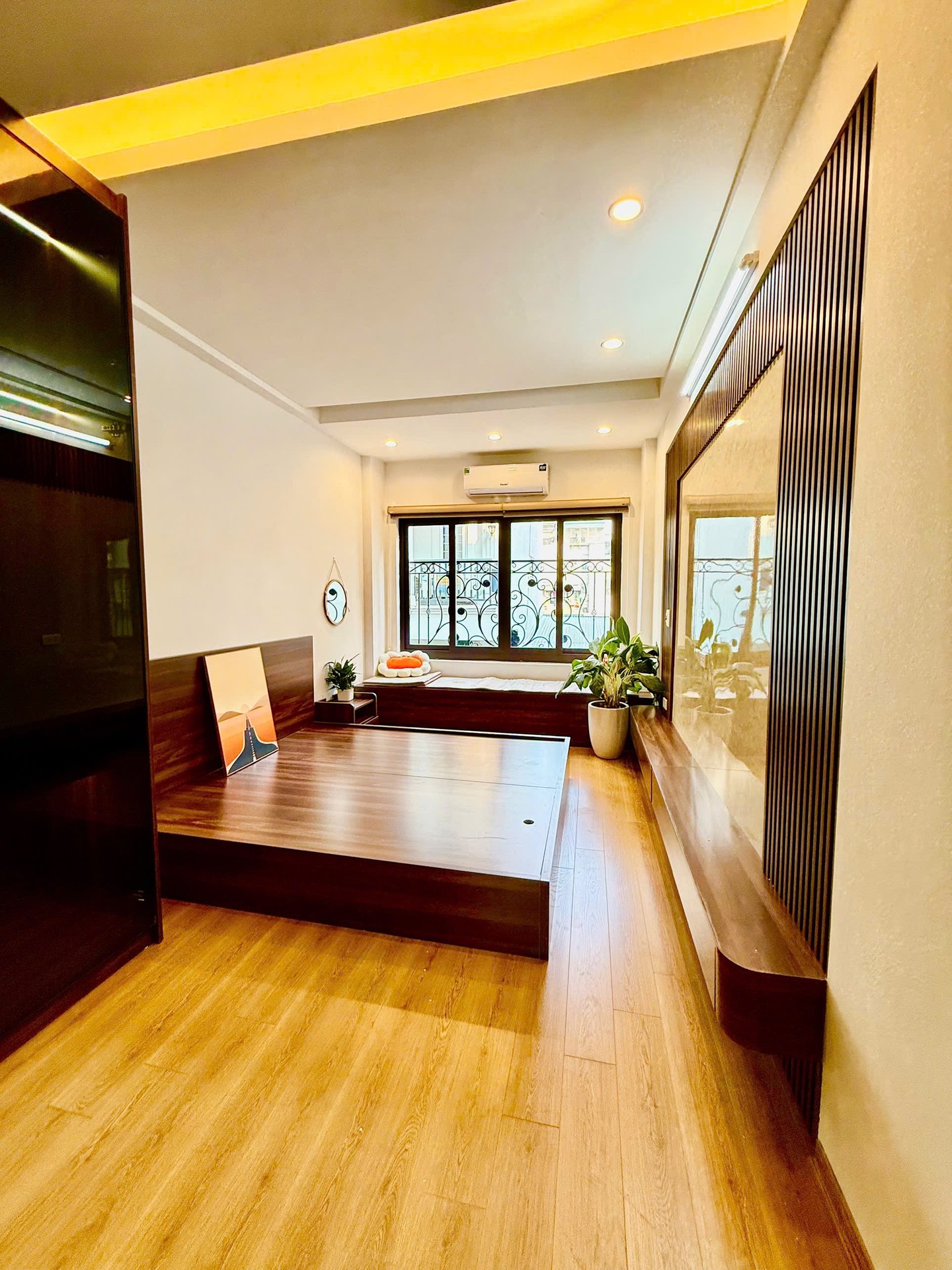 Bán nhà Thịnh Liệt - diện tích 35m2 5 tầng - Ô tô trong nhà - giá 10,3 tỷ