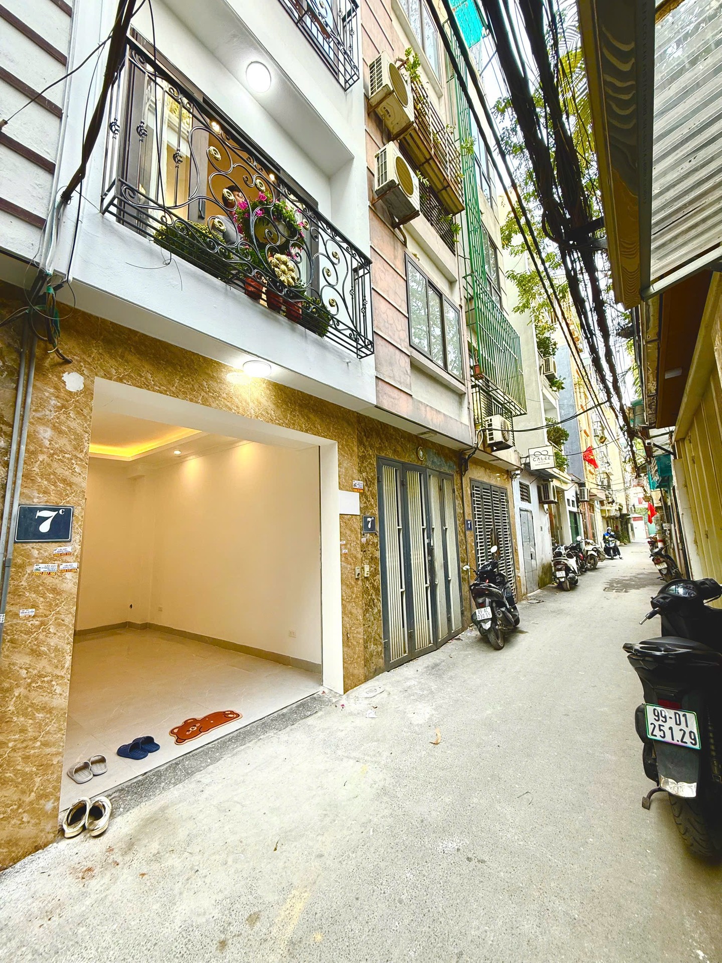 Bán nhà Thịnh Liệt - diện tích 35m2 5 tầng - Ô tô trong nhà - giá 10,3 tỷ