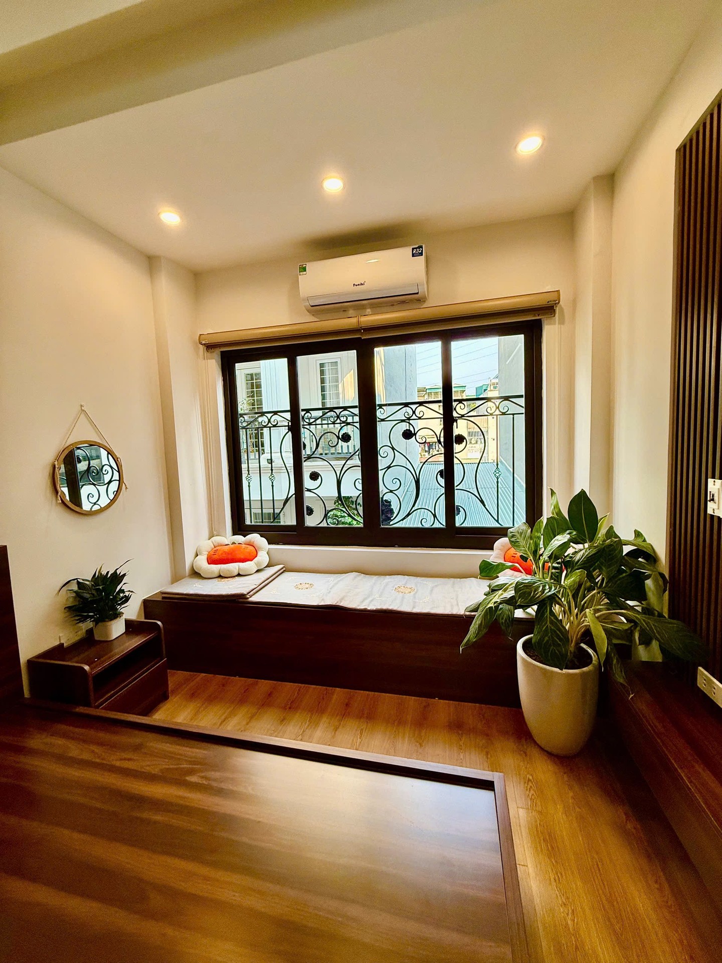 Bán nhà Thịnh Liệt - diện tích 35m2 5 tầng - Ô tô trong nhà - giá 10,3 tỷ