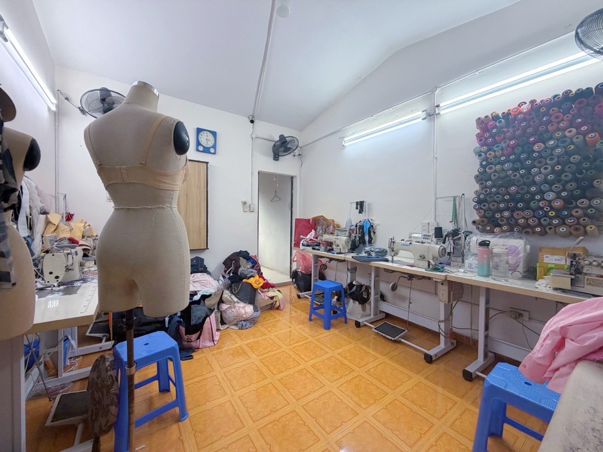 Bán nhà Nguyễn An Ninh - diện tích 36m2 2 tầng - ô tô đỗ cửa - giá 7,8 tỷ
