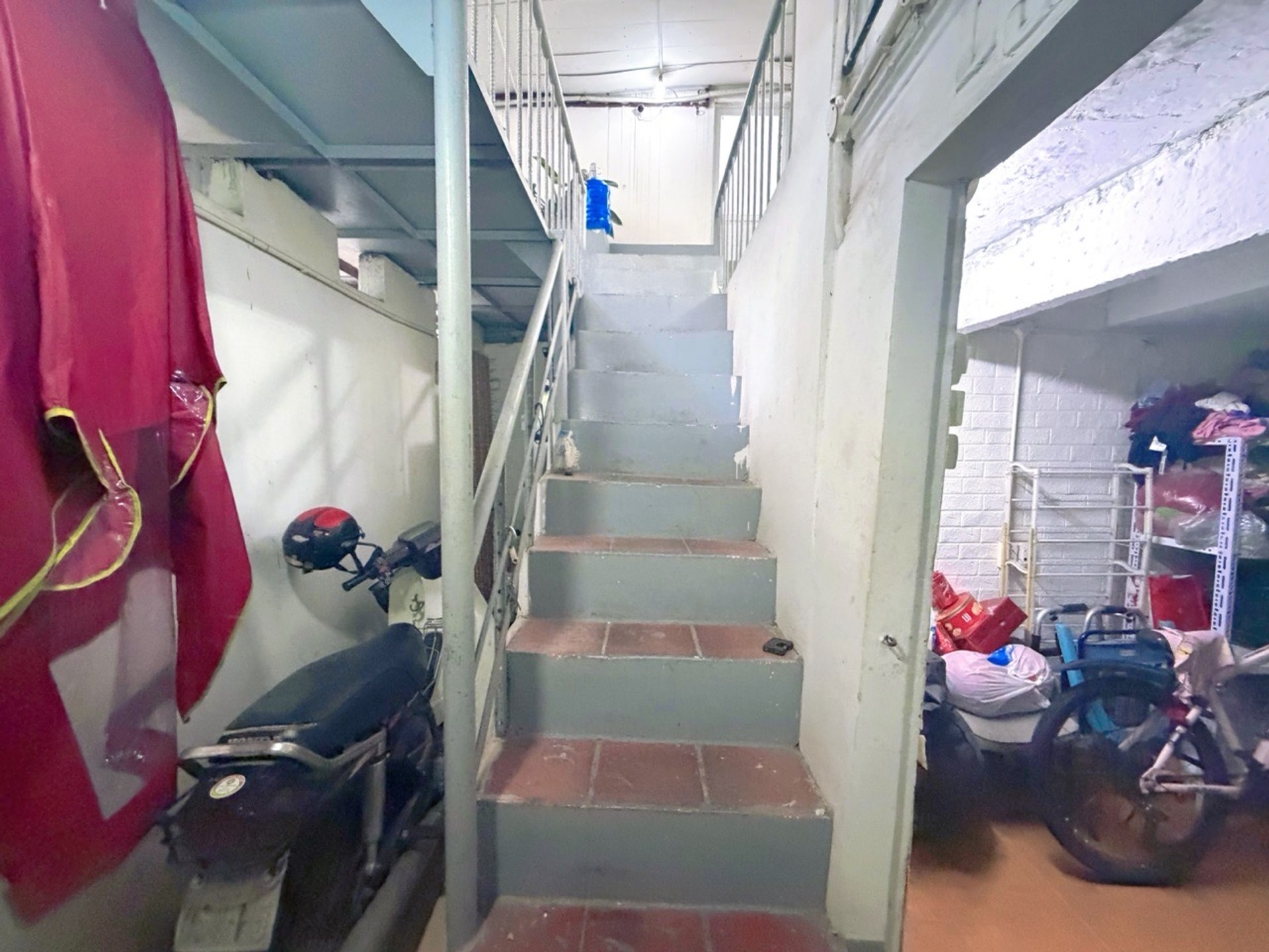 Bán nhà Nguyễn An Ninh - diện tích 36m2 2 tầng - ô tô đỗ cửa - giá 7,8 tỷ