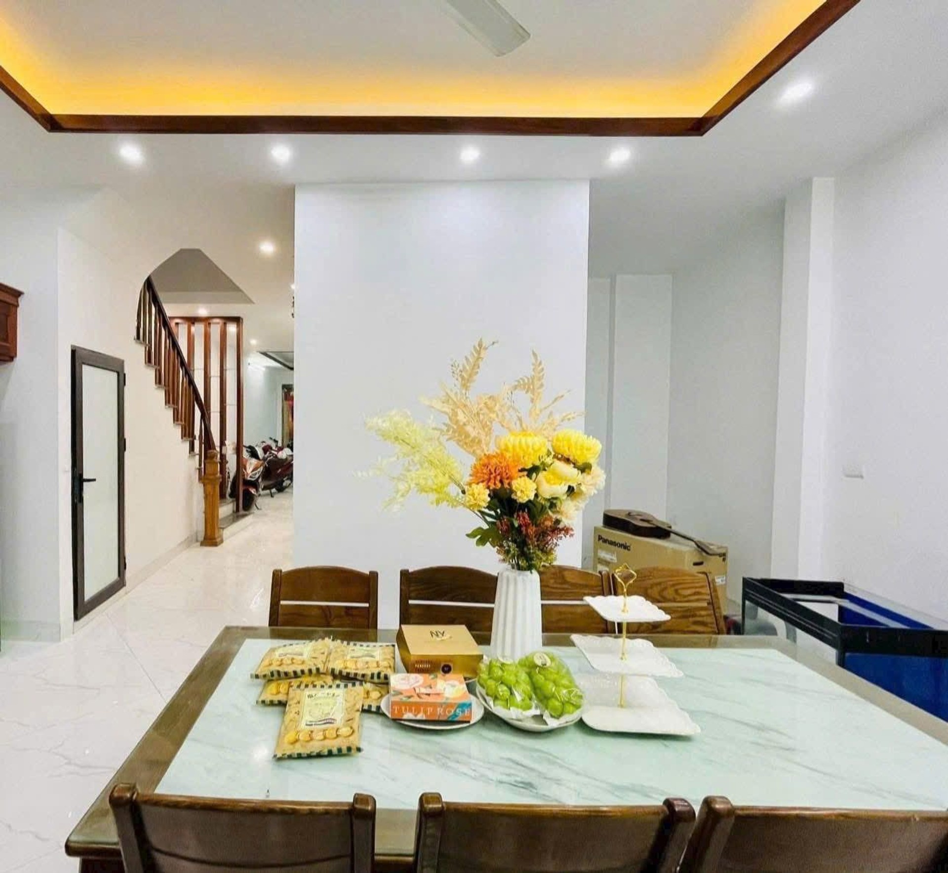 Bán nhà Hoàng Mai - diện tích 63.5m2 5 tầng - Lô góc 2 mặt thoáng - giá 25,6 tỷ