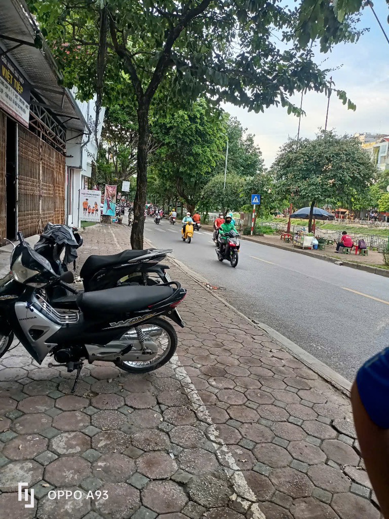 Bán nhà Kim Giang - diện tích 38m2 2 tầng - ô tô kinh doanh vỉa hè - giá 6,5 tỷ