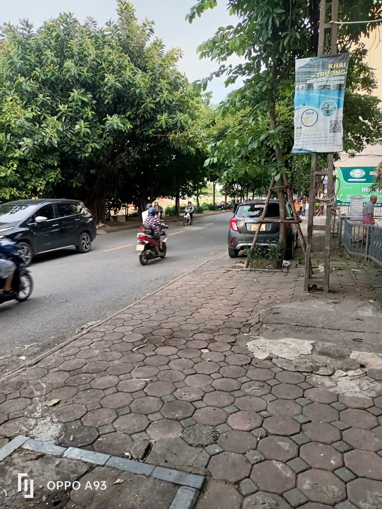 Bán nhà Kim Giang - diện tích 38m2 2 tầng - ô tô kinh doanh vỉa hè - giá 6,5 tỷ