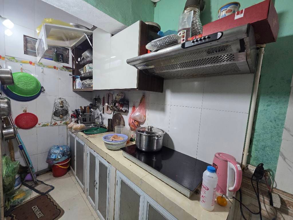 Bán nhà Định Công Thượng - diện tích 39m2 2 tầng - Nhà đẹp, tặng full nội thất - giá 4,3 tỷ