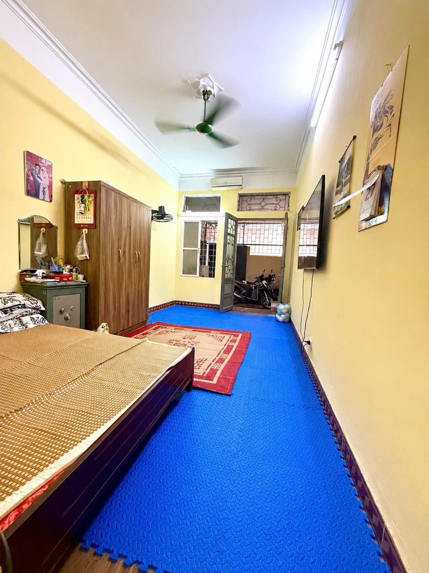 Bán nhà Kim Giang - diện tích 45m2 3 tầng - ô tô đỗ cửa - giá 10,5 tỷ
