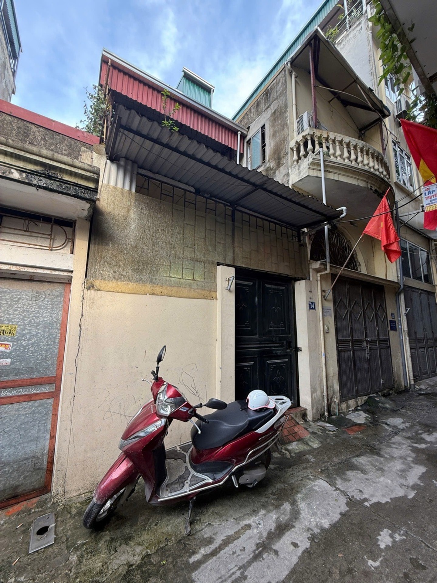 Bán nhà Kim Giang - diện tích 45m2 3 tầng - ô tô đỗ cửa - giá 10,5 tỷ