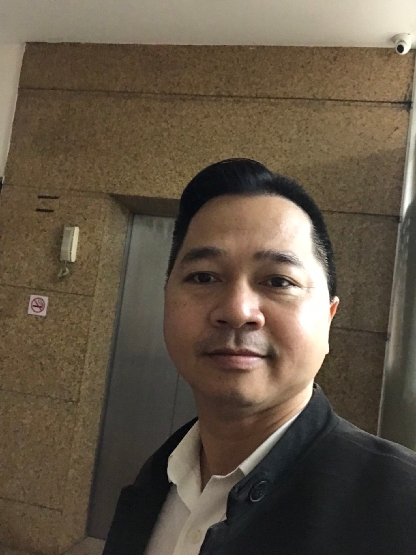 Bán nhà Nguyễn Xiển - diện tích 168m2 9 tầng - 2 mặt thoáng - giá 120 tỷ