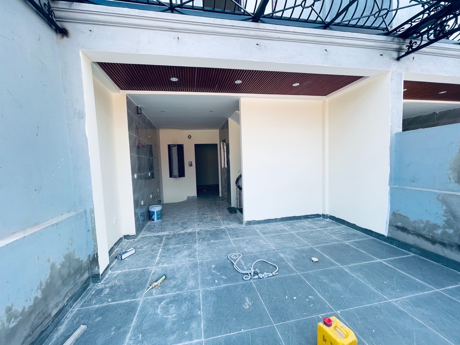 Bán nhà Nam Dư - diện tích 52m2 6 tầng - Nhà mới thang máy - giá 16,5 tỷ