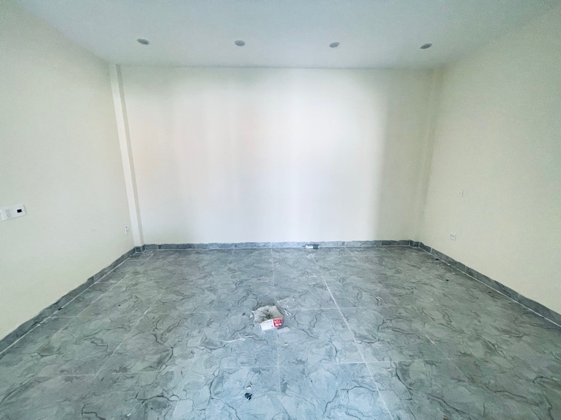 Bán nhà Nam Dư - diện tích 52m2 6 tầng - Nhà mới thang máy - giá 16,5 tỷ