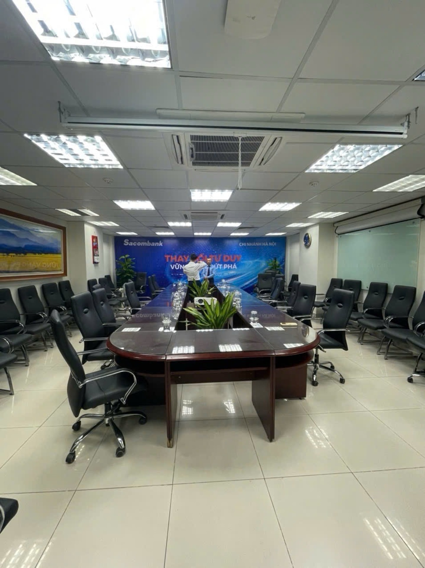 Bán nhà Hòa Mã - diện tích 187m2 8 tầng - Thang máy - giá 170 tỷ
