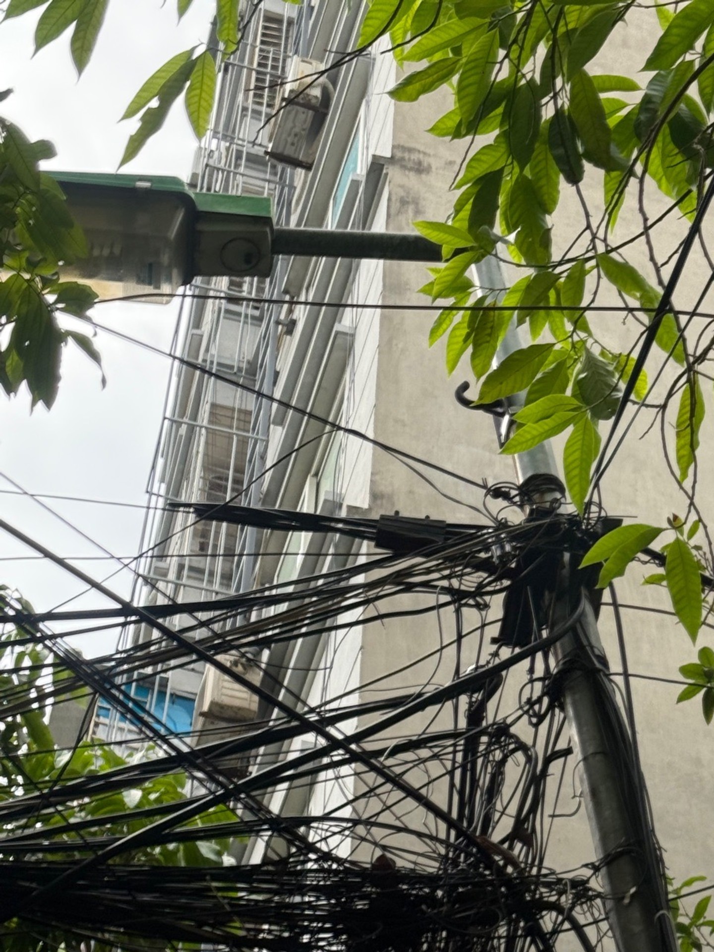 Bán nhà Giải Phóng - diện tích 65m2 502 tầng - Chung cư mini, thang máy - giá 2,7 tỷ