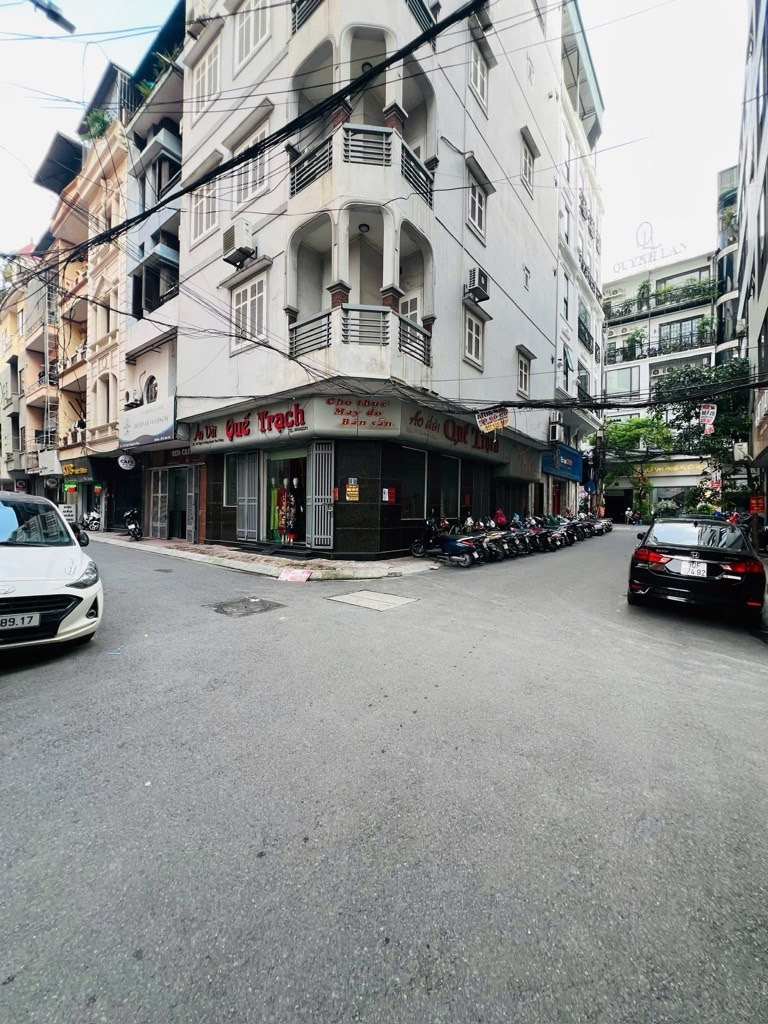 Bán nhà Huỳnh Thúc Kháng - diện tích 72m2 7 tầng - Lô góc 2 mặt thoáng - giá 60 tỷ