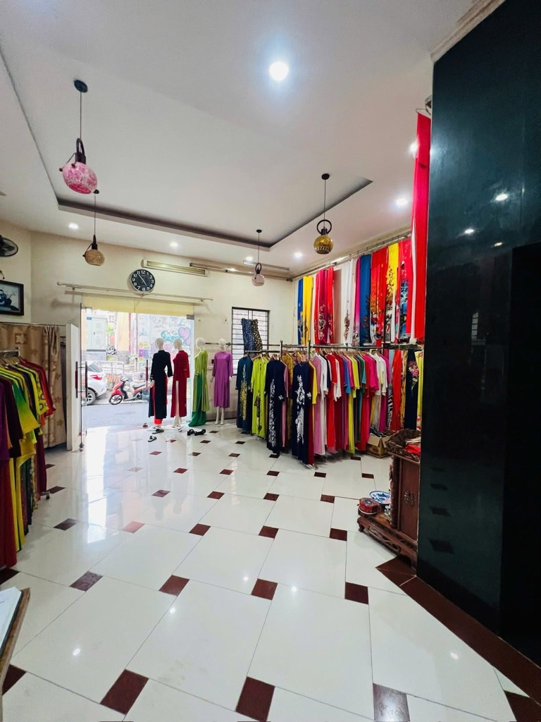 Bán nhà Huỳnh Thúc Kháng - diện tích 72m2 7 tầng - Lô góc 2 mặt thoáng - giá 60 tỷ