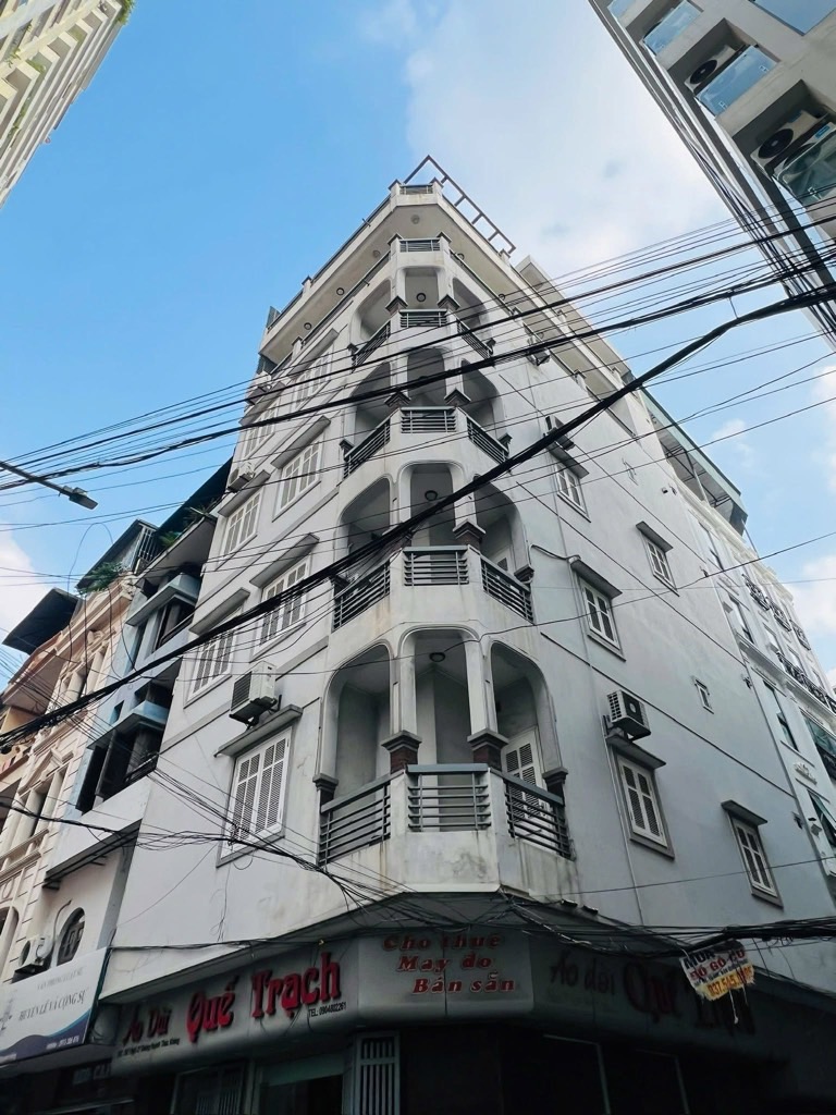 Bán nhà Huỳnh Thúc Kháng - diện tích 72m2 7 tầng - Lô góc 2 mặt thoáng - giá 60 tỷ