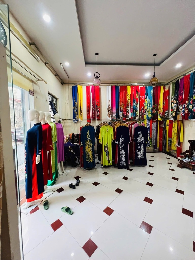 Bán nhà Huỳnh Thúc Kháng - diện tích 72m2 7 tầng - Lô góc 2 mặt thoáng - giá 60 tỷ