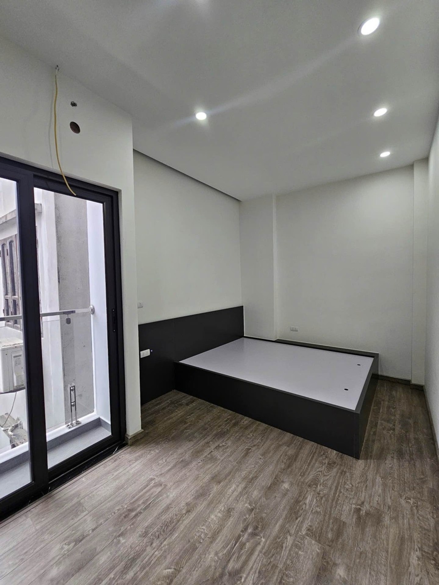 Bán nhà Giáp Nhị - diện tích 33m2 5 tầng - Nhà thang máy, ô tô đỗ cửa - giá 8,9 tỷ