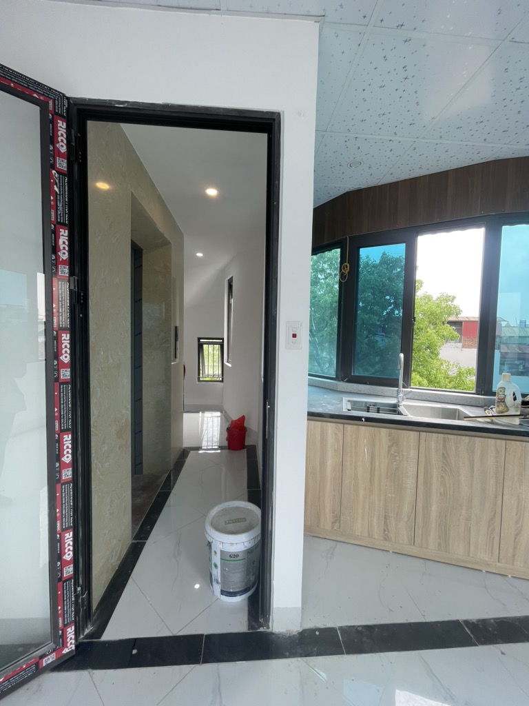 Bán nhà Nam Dư - diện tích 37m2 5 tầng - Lô góc, thang máy - giá 11,6 tỷ