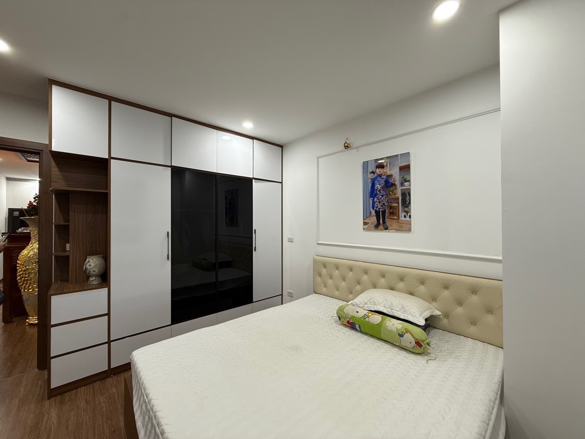 Bán nhà Tân Mai - diện tích 92m2 1 tầng - Full nội thất cao cấp - giá 10,3 tỷ