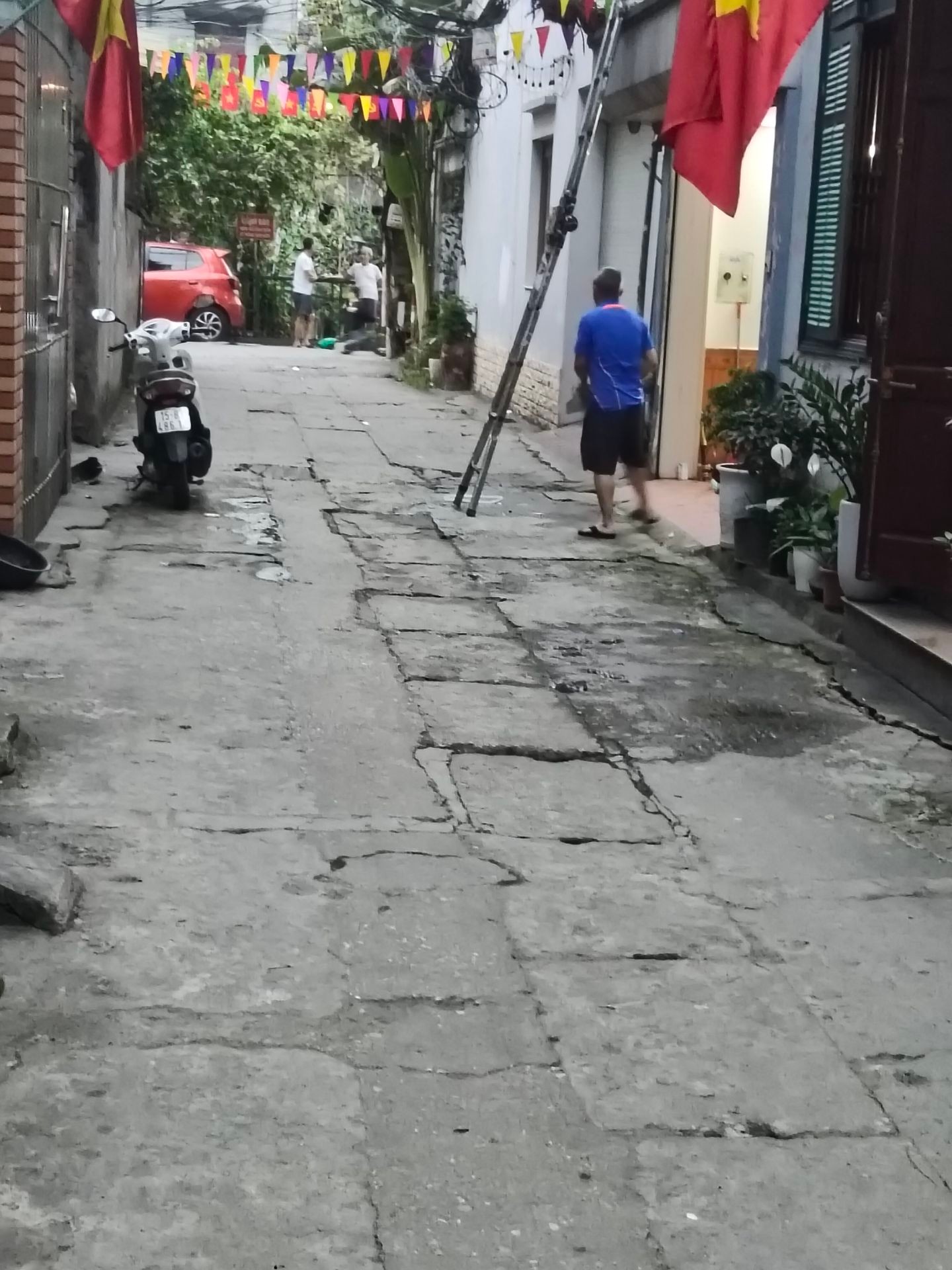 Bán nhà Ngọc Hồi - diện tích 30m2 2 tầng - ô tô ngủ trong nhà - giá 6,9 tỷ
