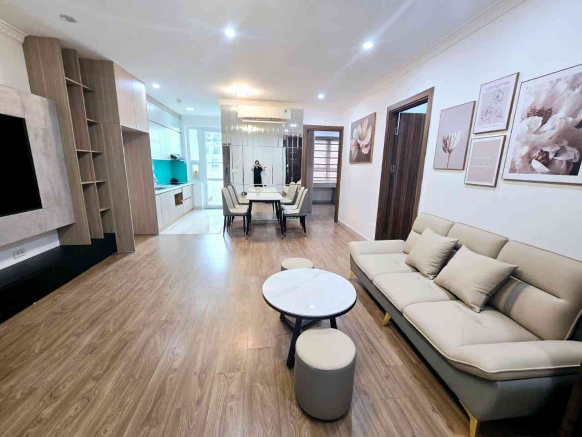 Bán nhà Tân Mai - diện tích 67m2 3 tầng - Căn góc view đẹp - giá 6,6 tỷ
