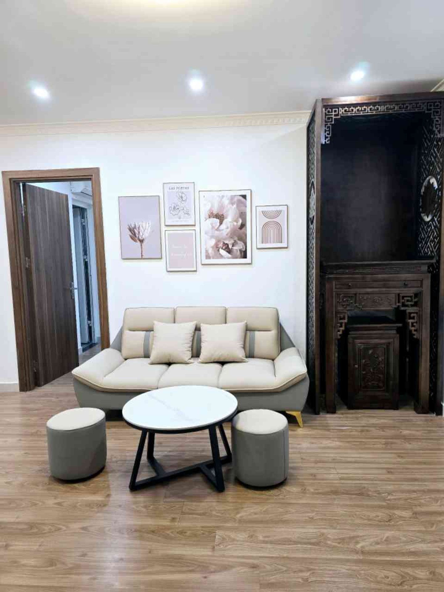 Bán nhà Tân Mai - diện tích 67m2 3 tầng - Căn góc view đẹp - giá 6,6 tỷ