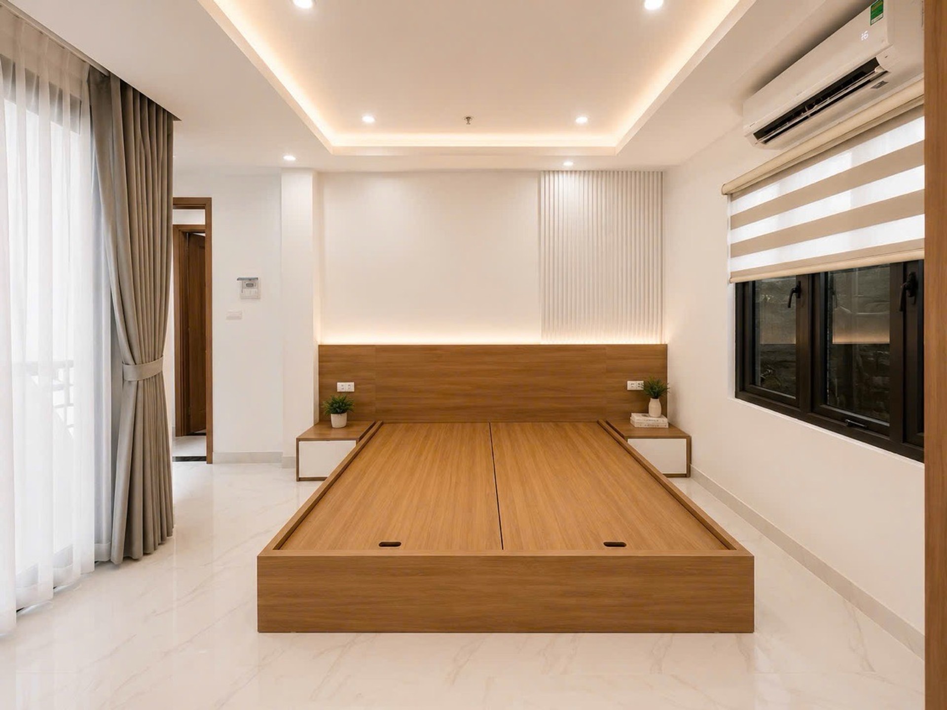 Bán nhà Minh Khai - diện tích 62m2 6 tầng - Nhà lô góc 3 mặt thoáng - giá 14,8 tỷ