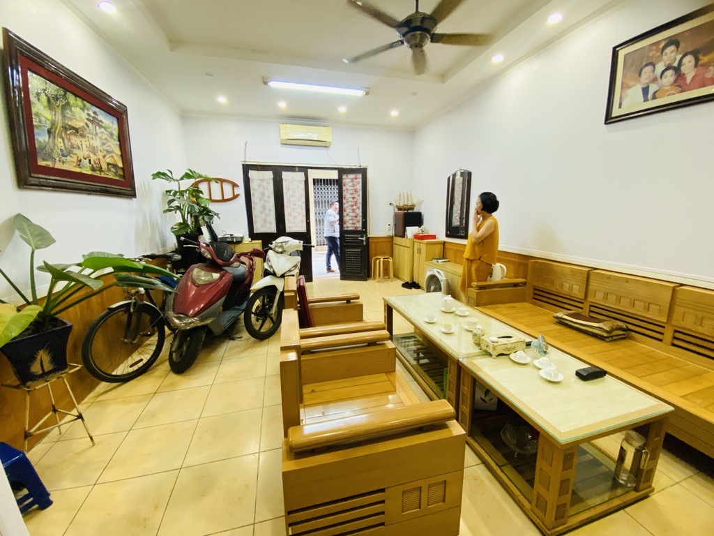 Bán nhà Hòa Bình - diện tích 44m2 4 tầng - mặt ngõ thông ô tô kinh doanh - giá 12,8 tỷ