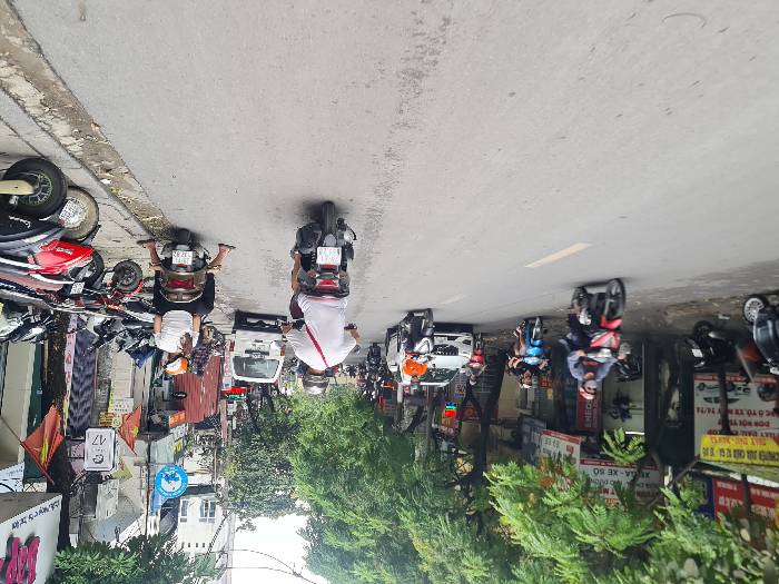 Bán nhà Hoàng Văn Thái - diện tích 79m2 4 tầng - Ô tô tránh - giá 25,5 tỷ