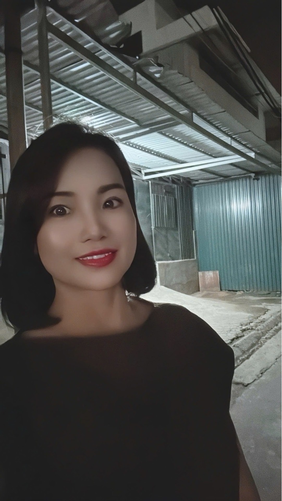 Bán nhà Đền Lừ 3 - diện tích 112m2 1 tầng - ô tô thông tứ tung - giá 31 tỷ