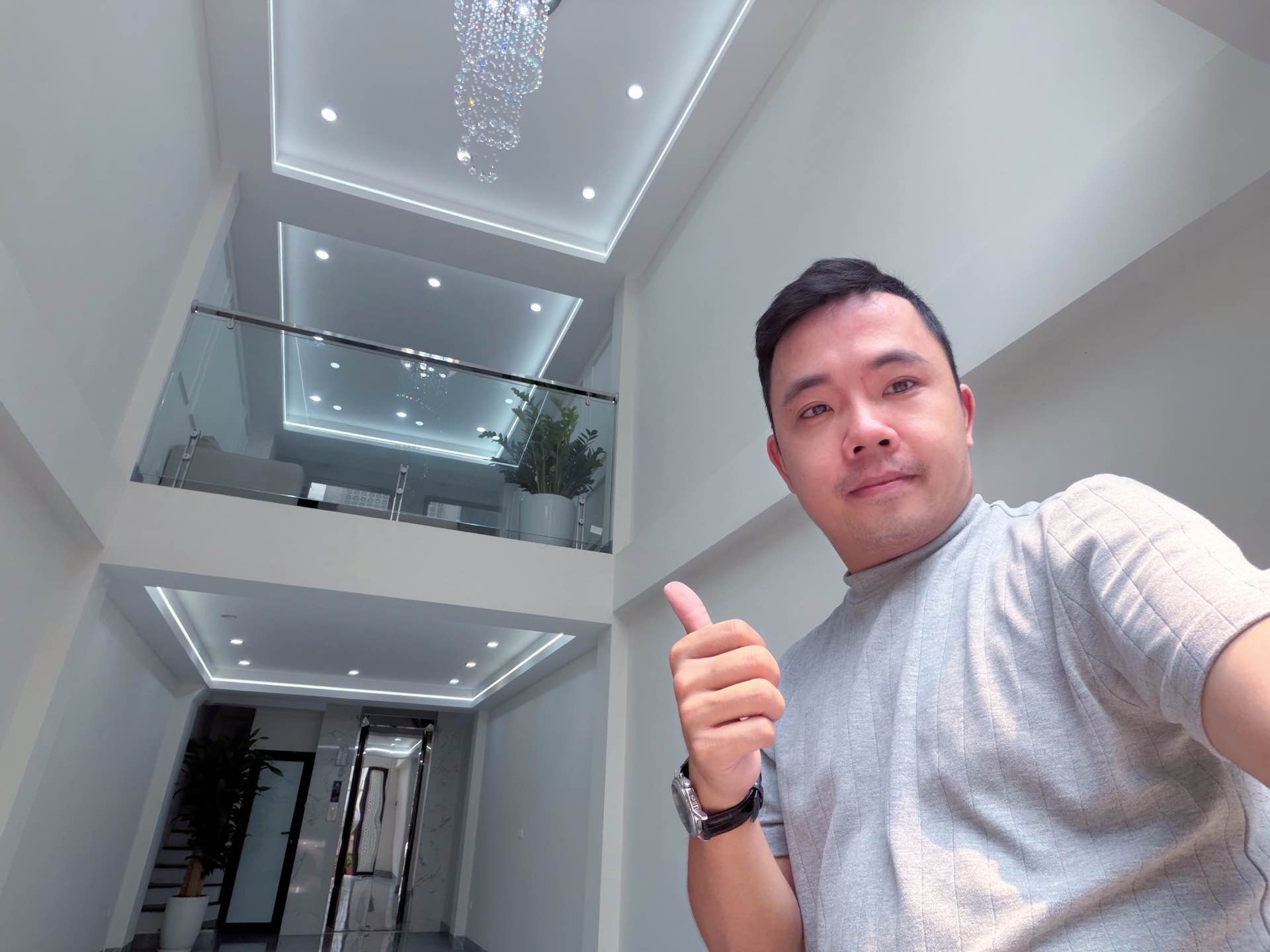 Bán nhà Dương Văn Bé - diện tích 42m2 6 tầng - Gara ô tô, thang máy - giá 16,8 tỷ
