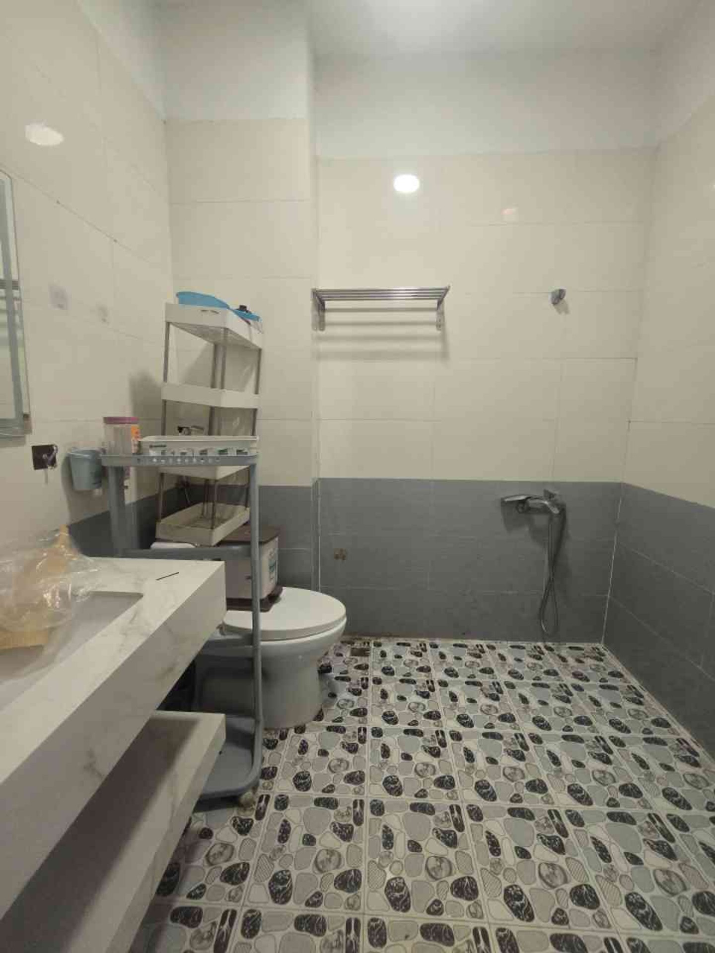 Bán nhà Tân Mai - diện tích 30m2 4 tầng - Cách ô tô tránh 20m - giá 6,3 tỷ