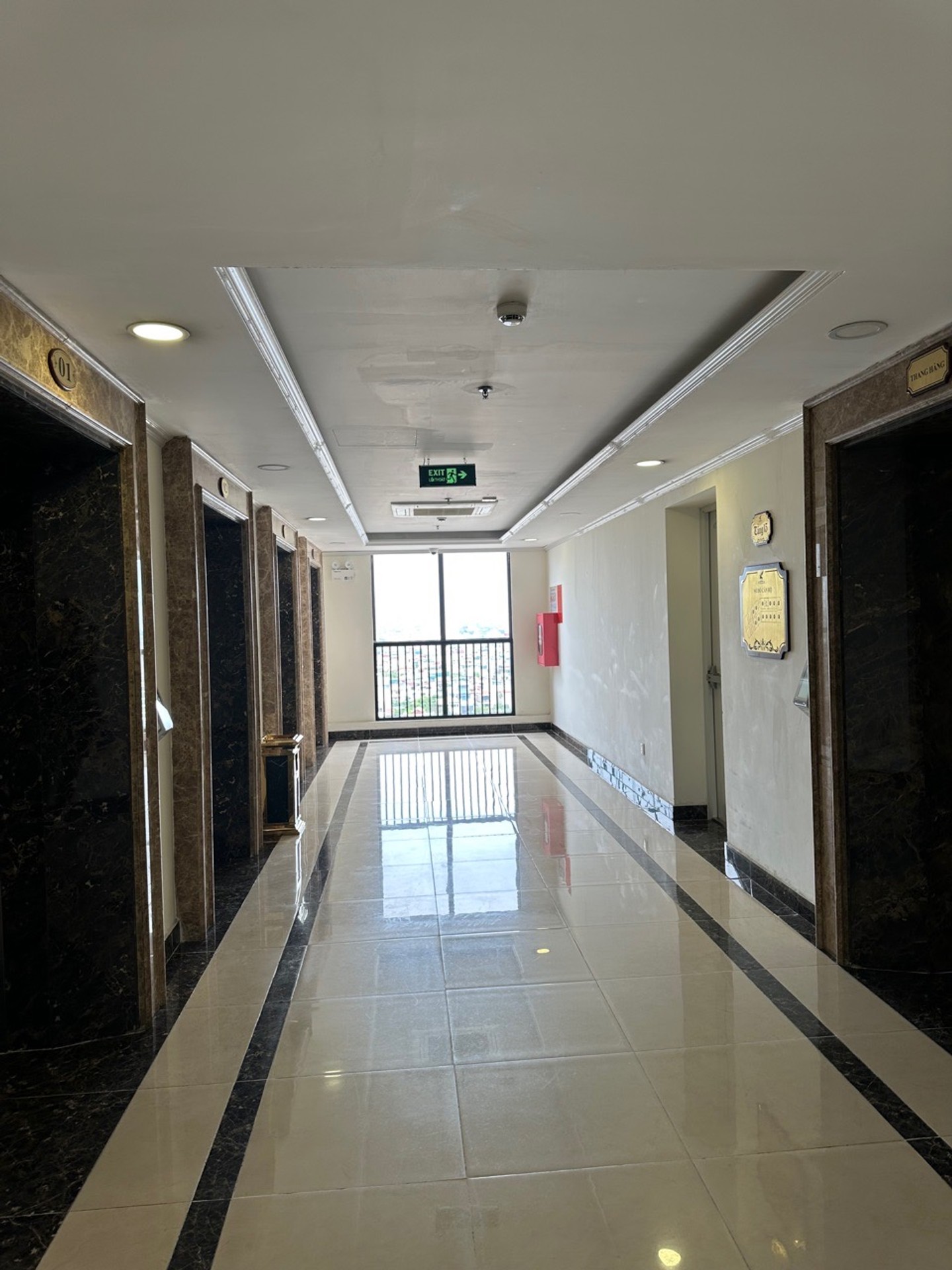 Bán nhà Lĩnh Nam - diện tích 80m2 13 tầng - Căn hộ chung cư đẹp long lanh - giá 7,8 tỷ