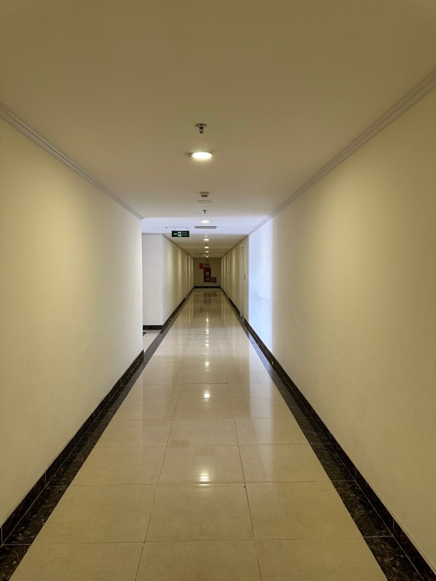 Bán nhà Lĩnh Nam - diện tích 80m2 13 tầng - Căn hộ chung cư đẹp long lanh - giá 7,8 tỷ