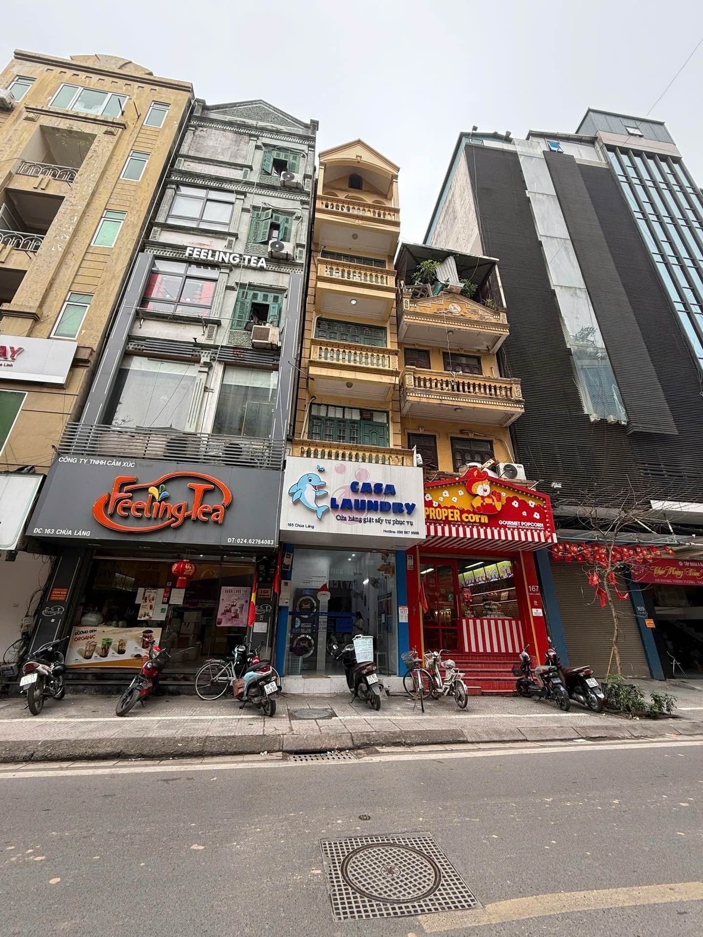 Bán nhà Chùa Láng - diện tích 135.2m2 5 tầng - MẶT PHỐ - KINH DOANH - VỈA HÈ - HIẾM - giá 73 tỷ