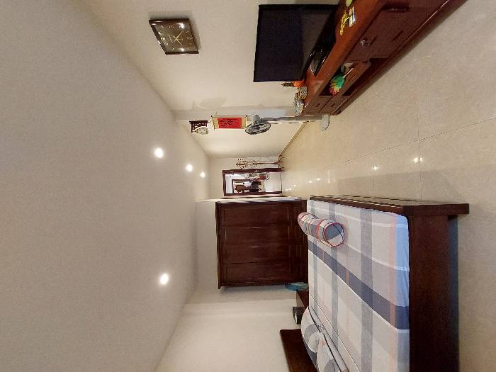 Bán nhà Cát Linh - diện tích 90m2 7 tầng - Thang máy, mặt phố - giá 27 tỷ